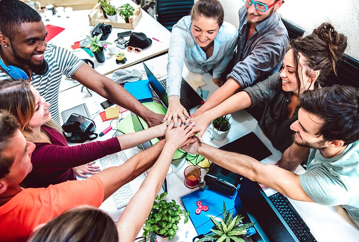 Illustration: A group of young employees working together.